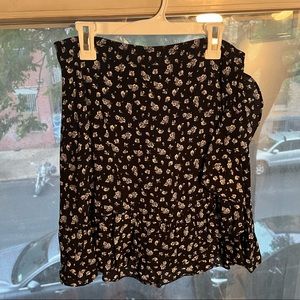 Cute floral skirt with ruffle on side